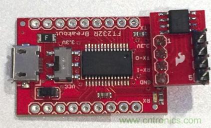 圖4：裝配好的隔離型USB-to-UART轉換器。
