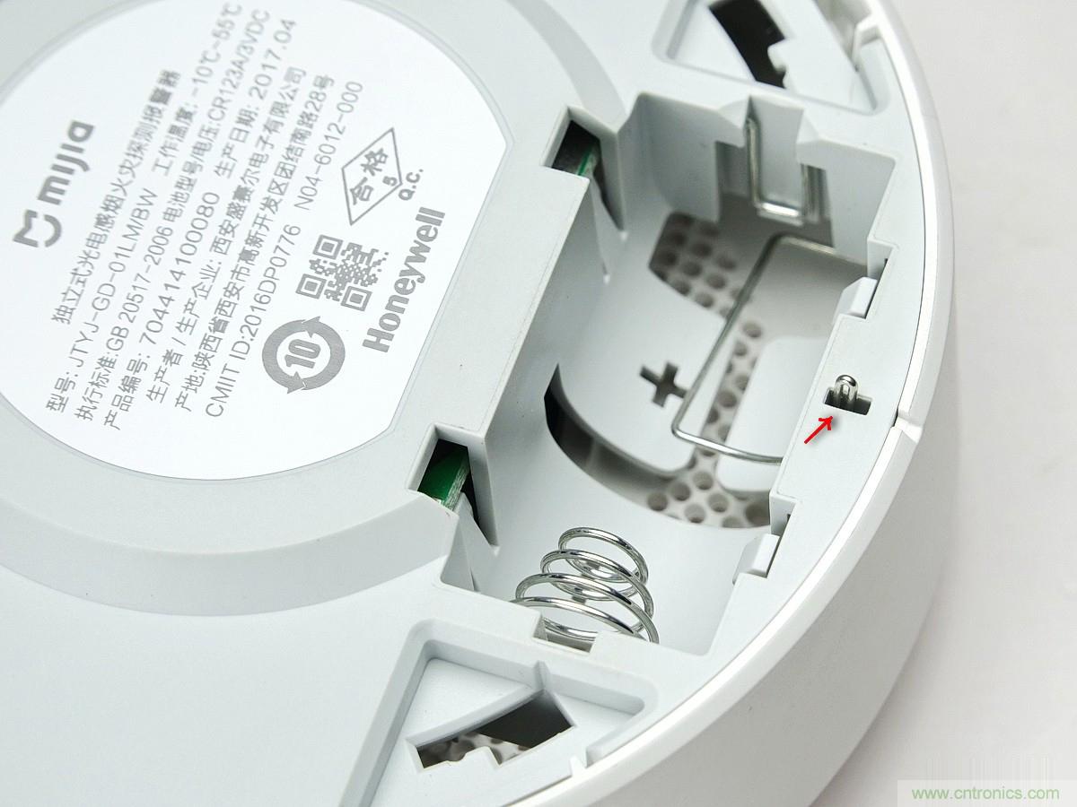 小米煙霧報警器拆解：一顆電池可用五年是如何做到的？