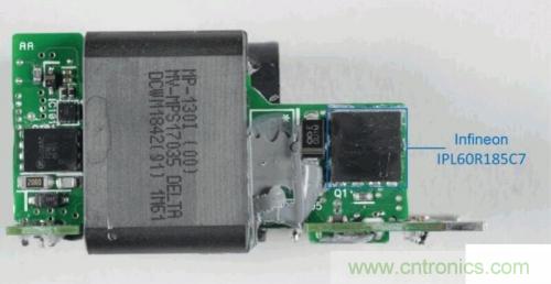 對比 SiC、GaN 和硅，哪種 AC 適配器性能最好？